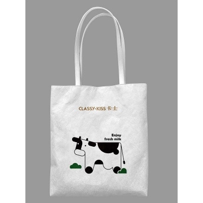 CLASSY KISS Tote Bag