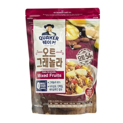 QUAKER Oat Granola Mixed Fruits